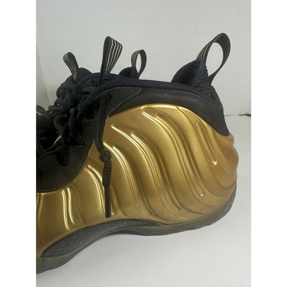 Nike Air Foamposite One Metallic Gold Black 314996-700 Men’s Size 13 *Flawed* - Picture 3 of 16